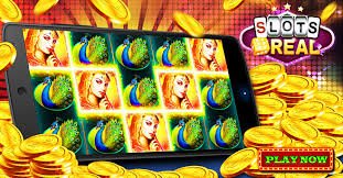 Người dùng chơi slot nổ hũ trên điện thoại di động tại 99ww